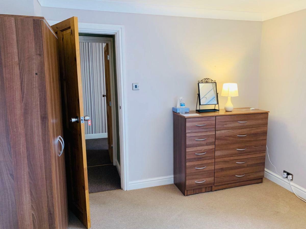 Appartement Housefield 1 à Bucknall  Extérieur photo